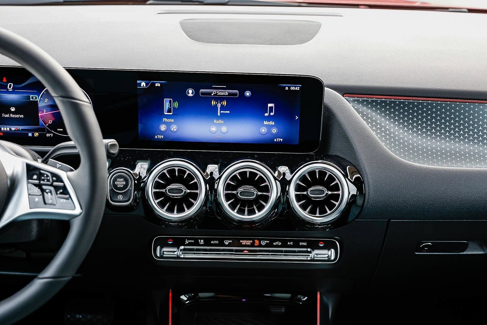 New 2026 Mercedes-Benz GLA 250 4MATIC image 12