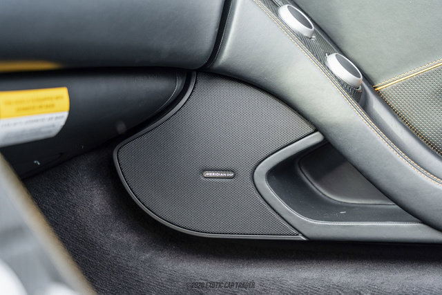 Used 2013 McLaren MP4-12C Spider RWD image 37