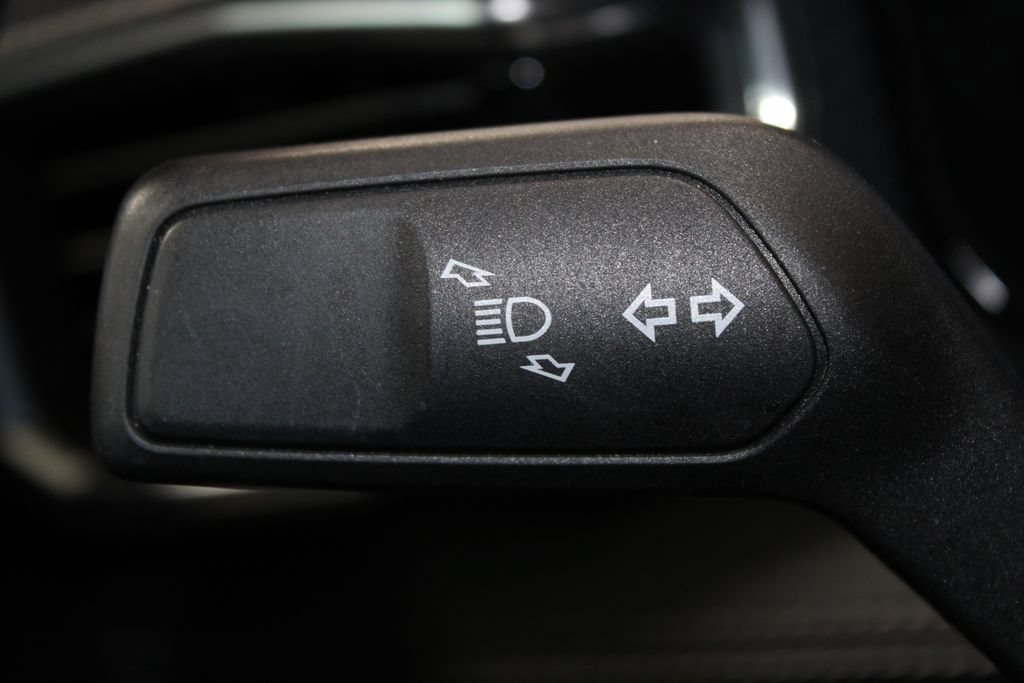 Used 2024 Ford Mustang Premium RWD image 37