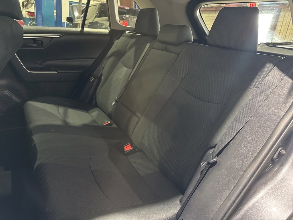 Used 2020 Toyota RAV4 LE w/ All Weather Liner Package image 31