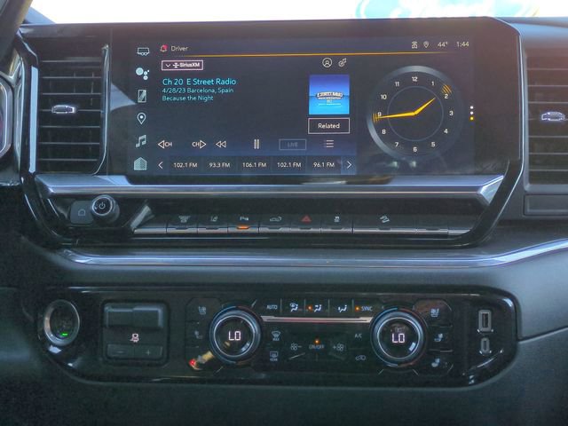 Used 2025 Chevrolet Silverado 2500 High Country w/ Technology Package AWD/4WD image 22