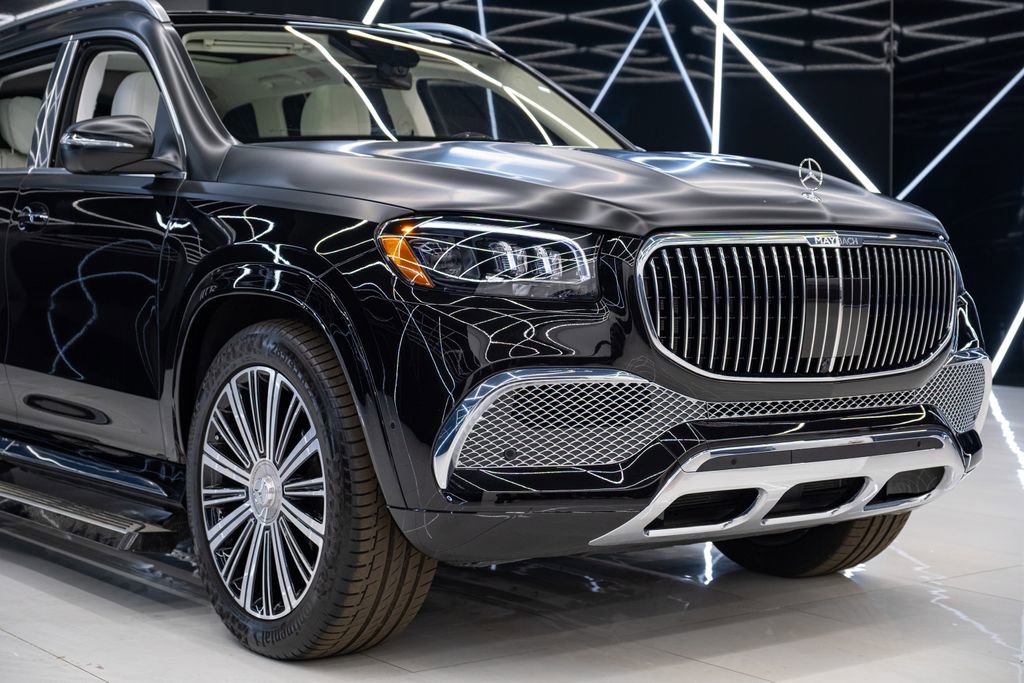 Used 2022 Mercedes-Benz Maybach GLS 600 4MATIC image 6