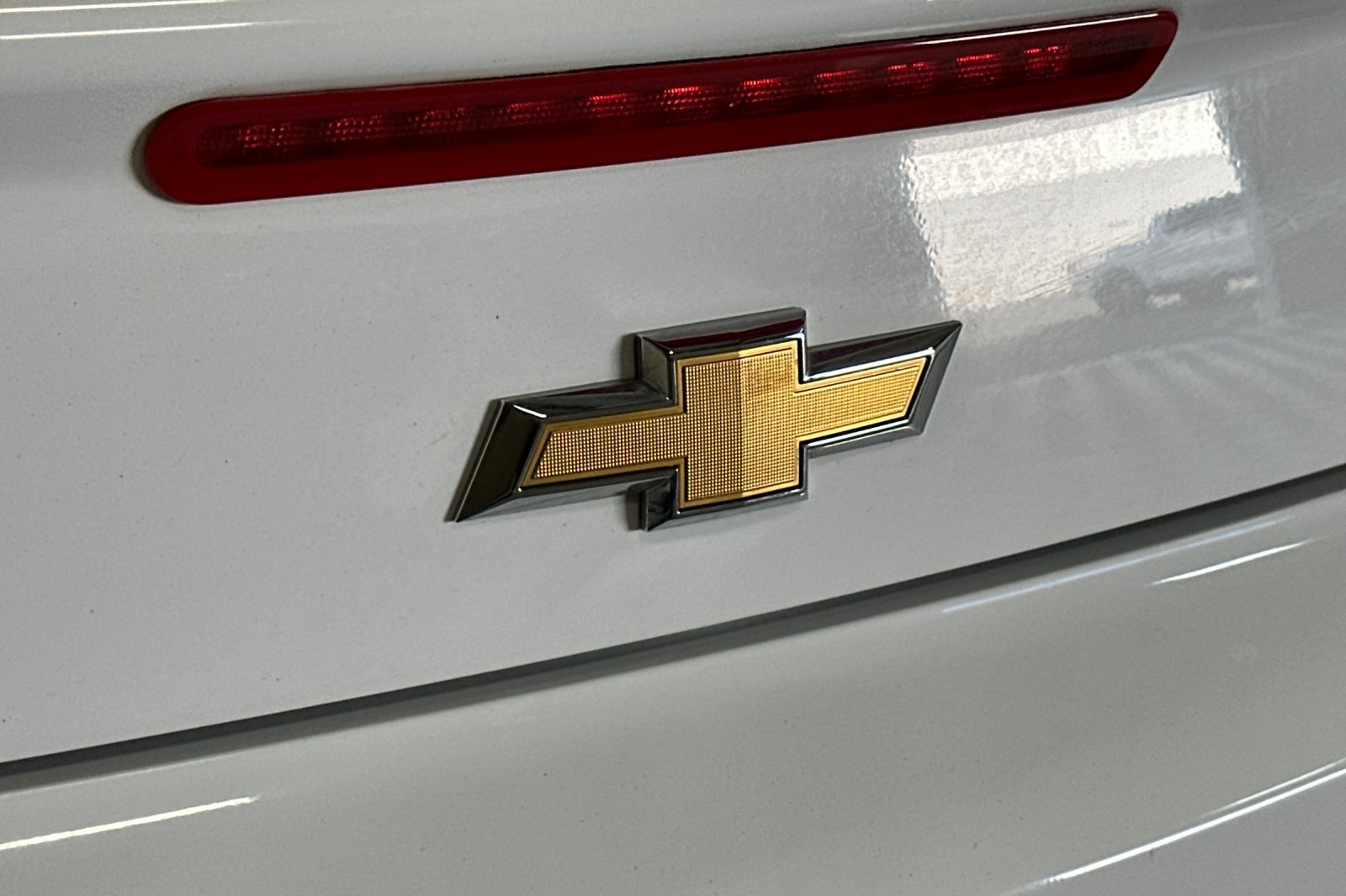 Used 2015 Chevrolet Camaro LS RWD image 45