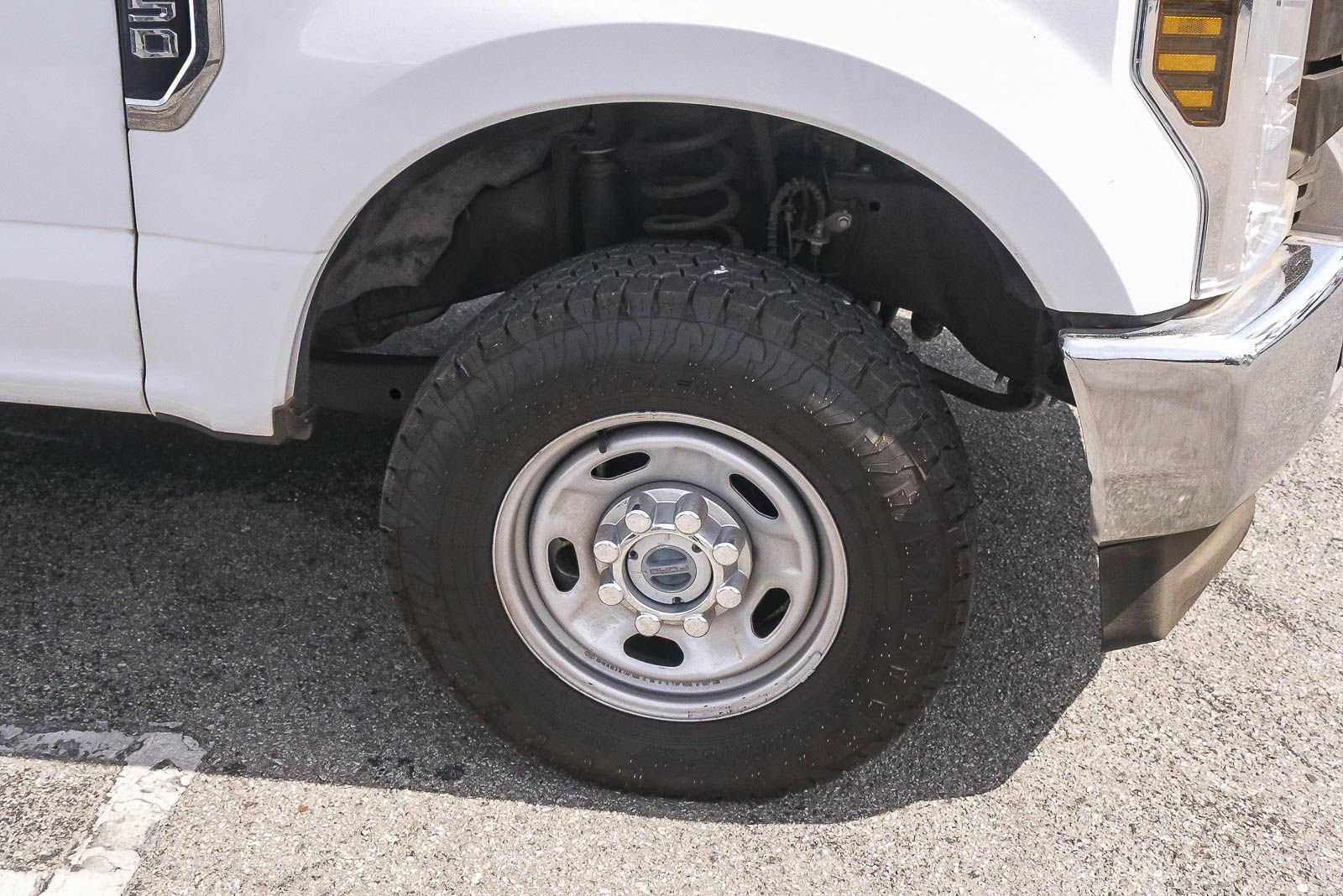 Used 2019 Ford F350 XL w/ Power Equipment Group AWD/4WD image 6