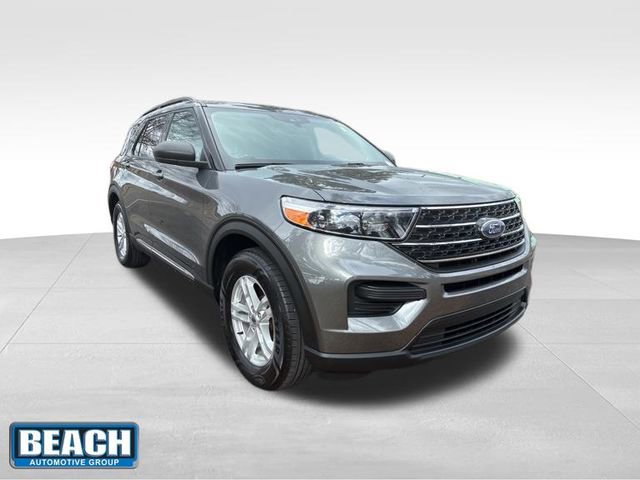 Used 2022 Ford Explorer XLT image 1