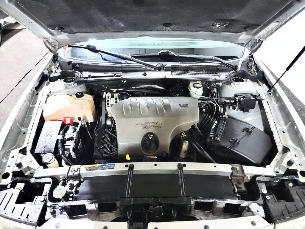 Used 2005 Buick Le Sabre Custom image 4