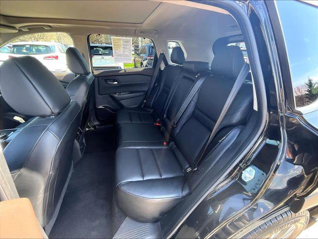Certified 2023 Nissan Rogue SV w/ SV Premium B Package AWD/4WD image 15