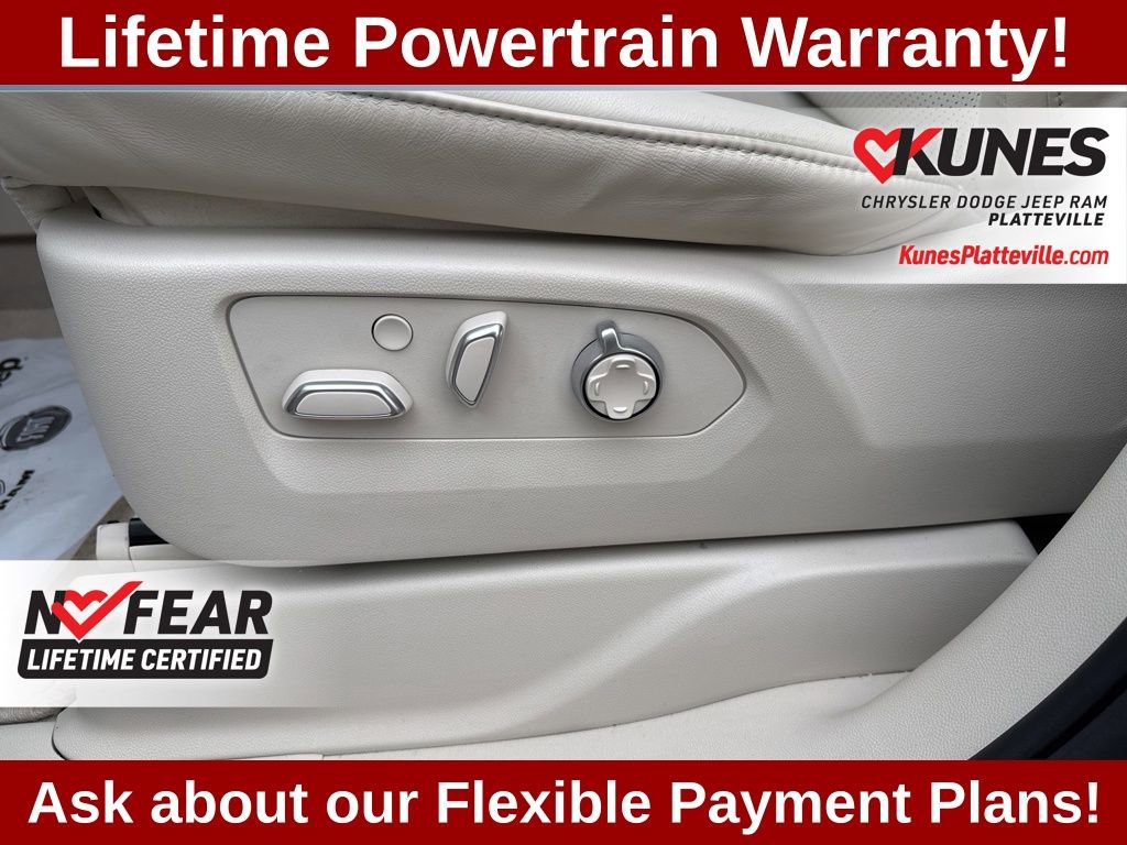 Used 2024 Cadillac Escalade Sport Platinum image 30