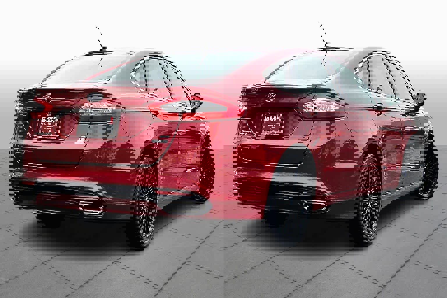 Used 2016 Ford Fusion SE w/ Equipment Group 202A image 12