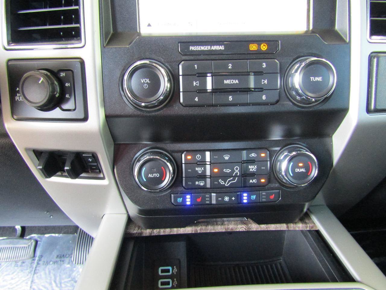 Used 2019 Ford F250 Lariat w/ Lariat Ultimate Package AWD/4WD image 20