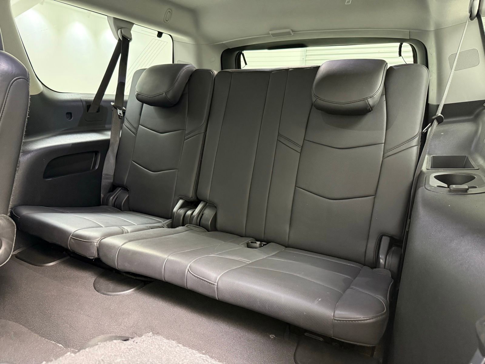 Used 2019 Cadillac Escalade ESV Luxury AWD/4WD image 22