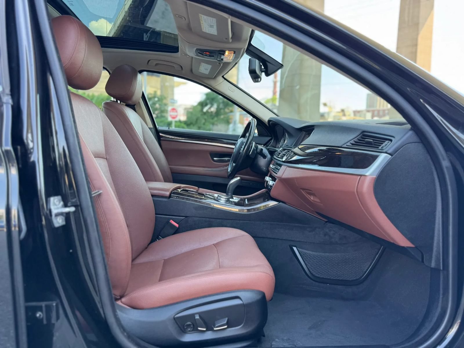 Used 2016 BMW 528i xDrive Sedan AWD/4WD image 18