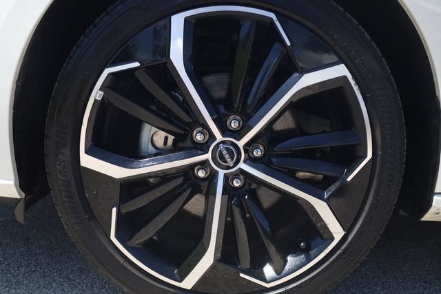 Certified 2025 Nissan Altima 2.5 SR FWD image 8