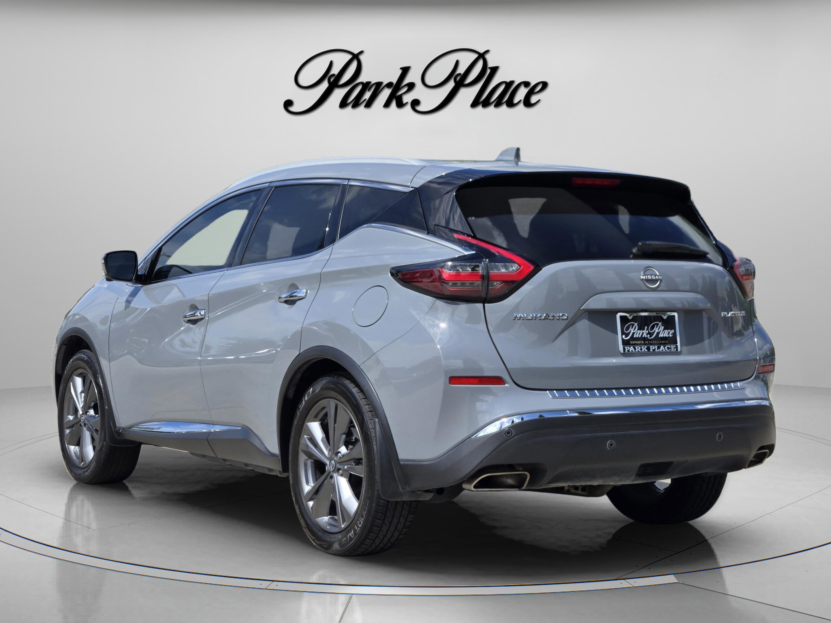 Used 2023 Nissan Murano Platinum w/ Cargo Package FWD image 3