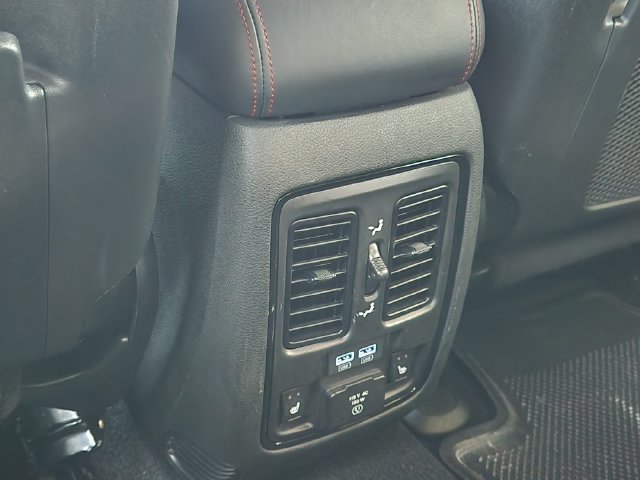 Certified 2023 Dodge Durango R/T AWD/4WD image 39