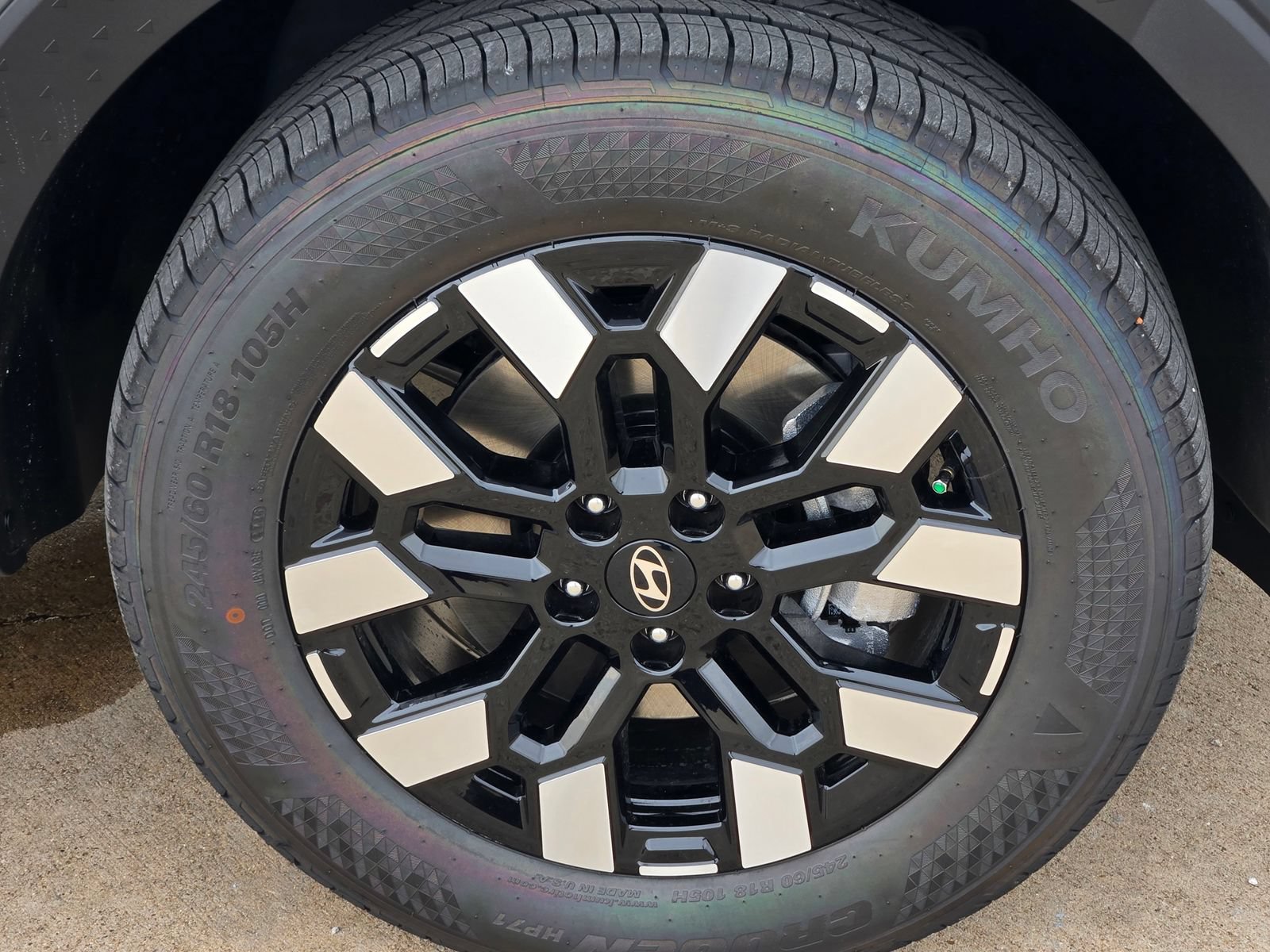 New 2027 Hyundai Santa Cruz SE FWD image 7
