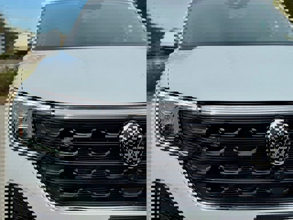 New 2026 Volkswagen Atlas Cross Sport SEL Premium R-Line image 3