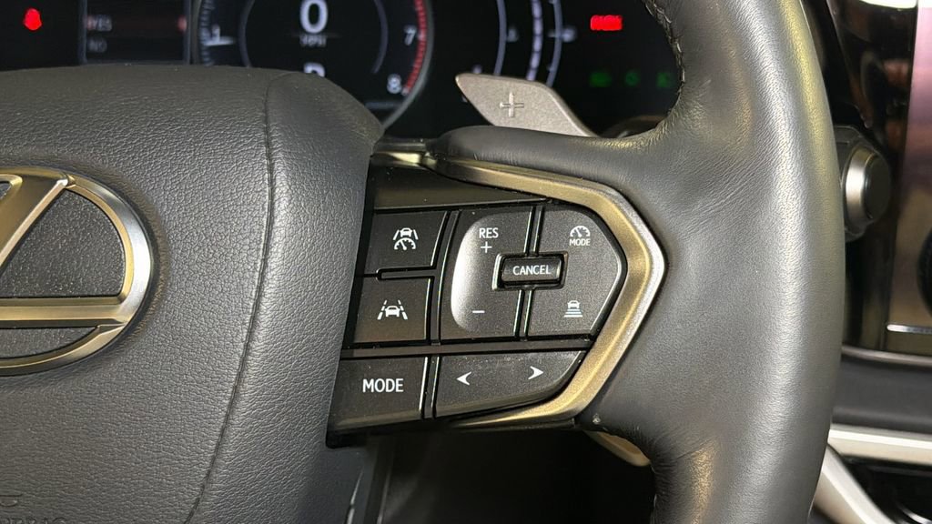 Used 2023 Lexus RX 350 Premium w/ Accessory Package AWD/4WD image 23