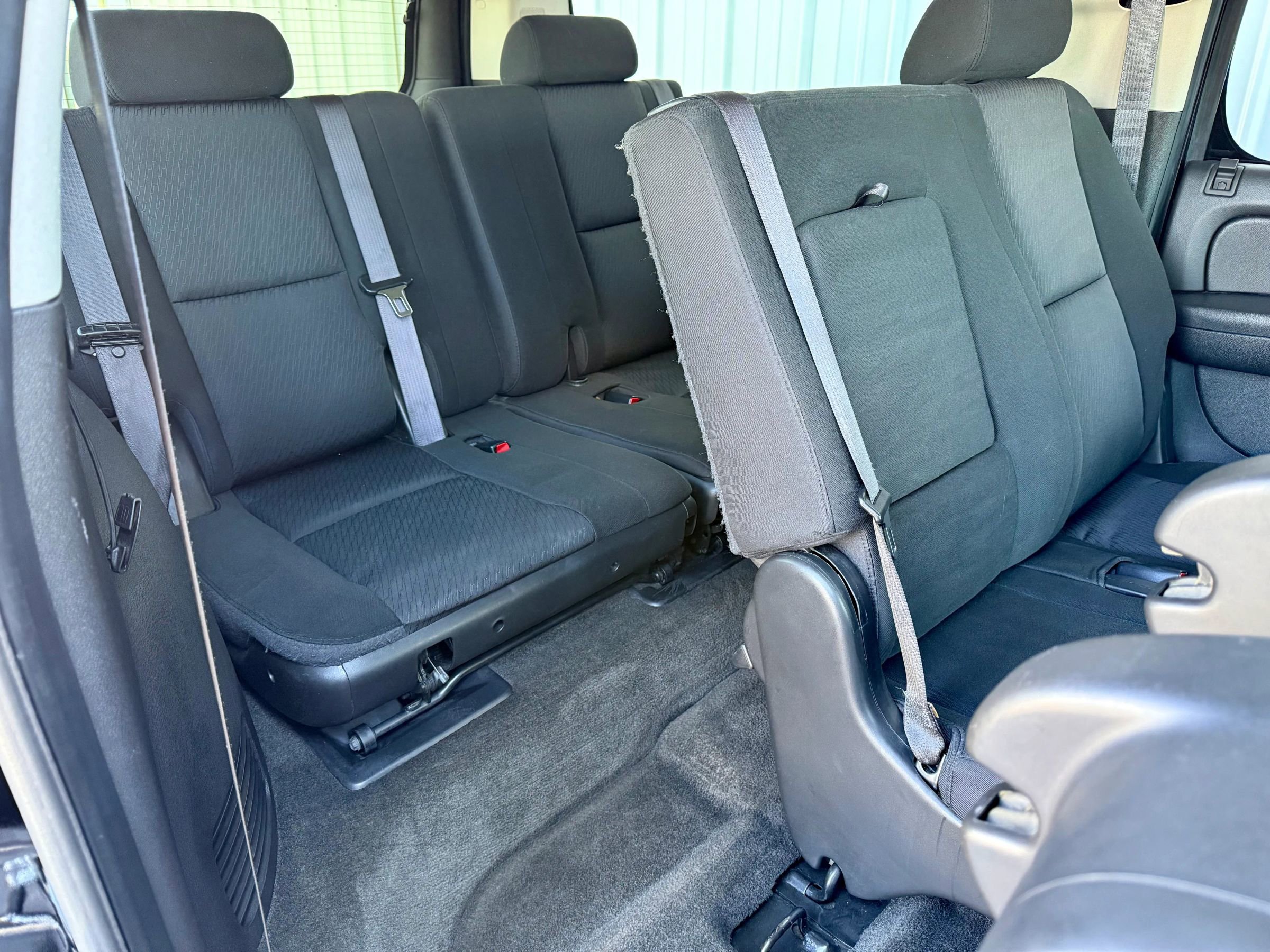 Used 2010 Chevrolet Suburban LS w/ Interior Plus Package AWD/4WD image 37