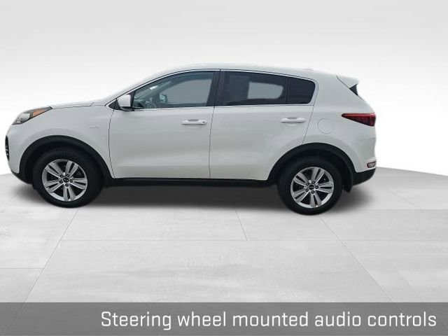 Used 2017 Kia Sportage LX image 14