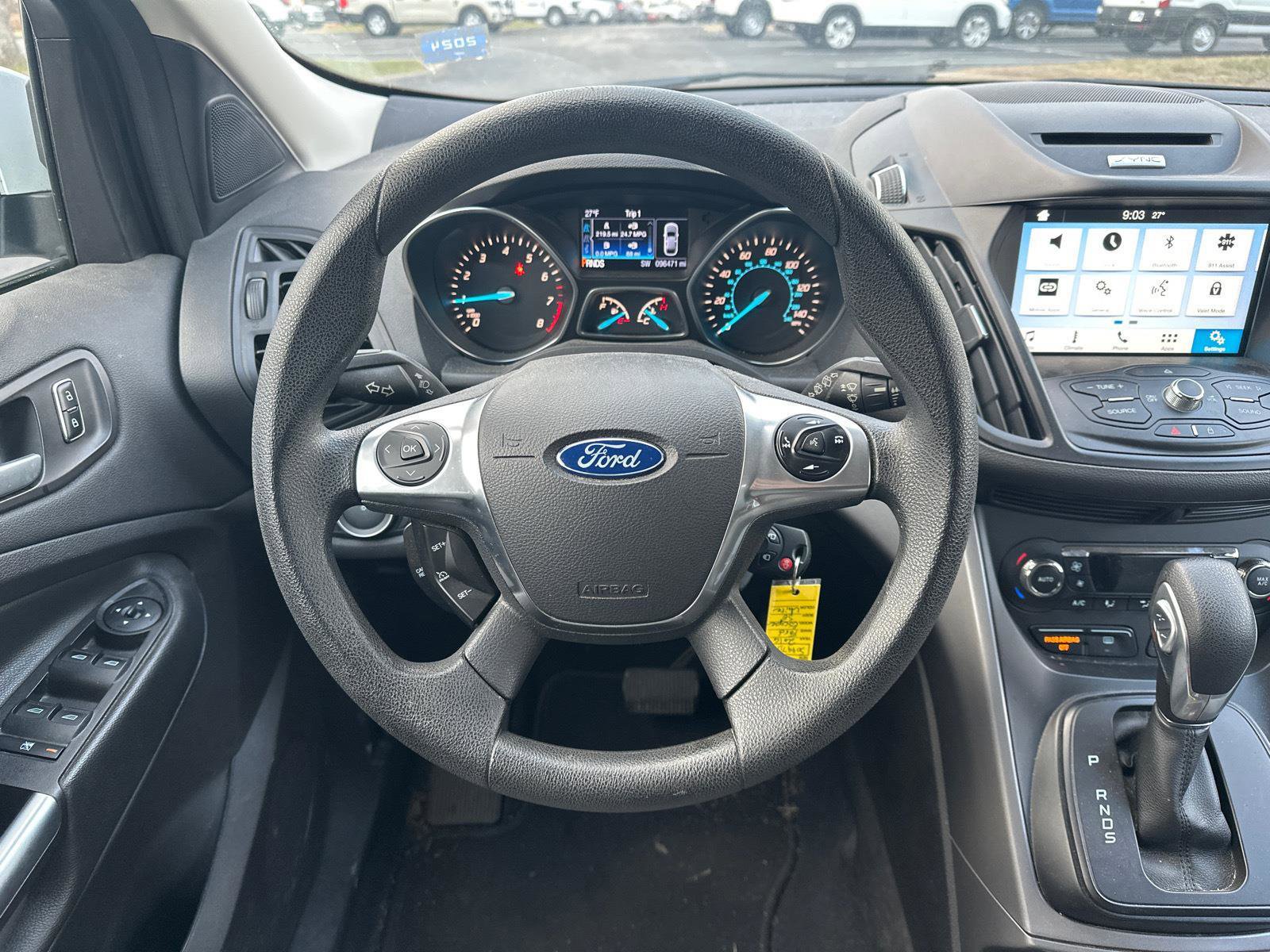 Used 2016 Ford Escape SE w/ Equipment Group 201A image 12