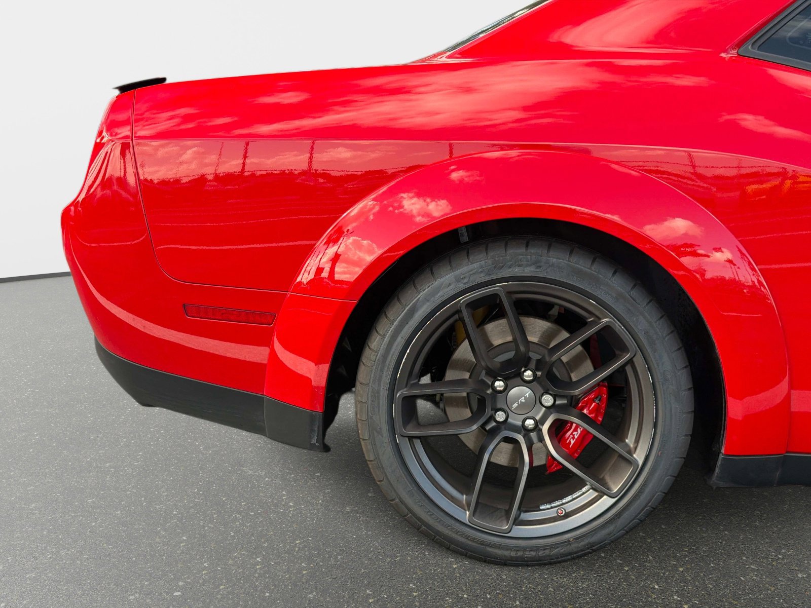 Used 2023 Dodge Challenger SRT Hellcat image 19