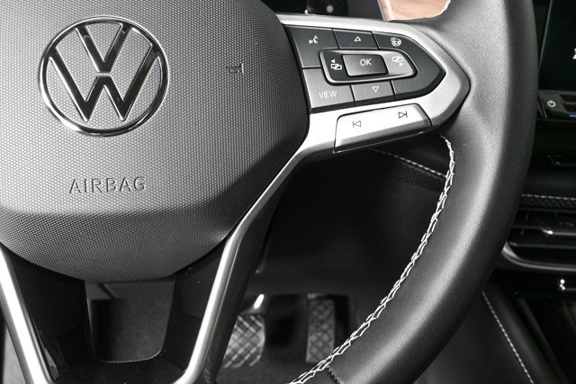 New 2026 Volkswagen Atlas SE image 10