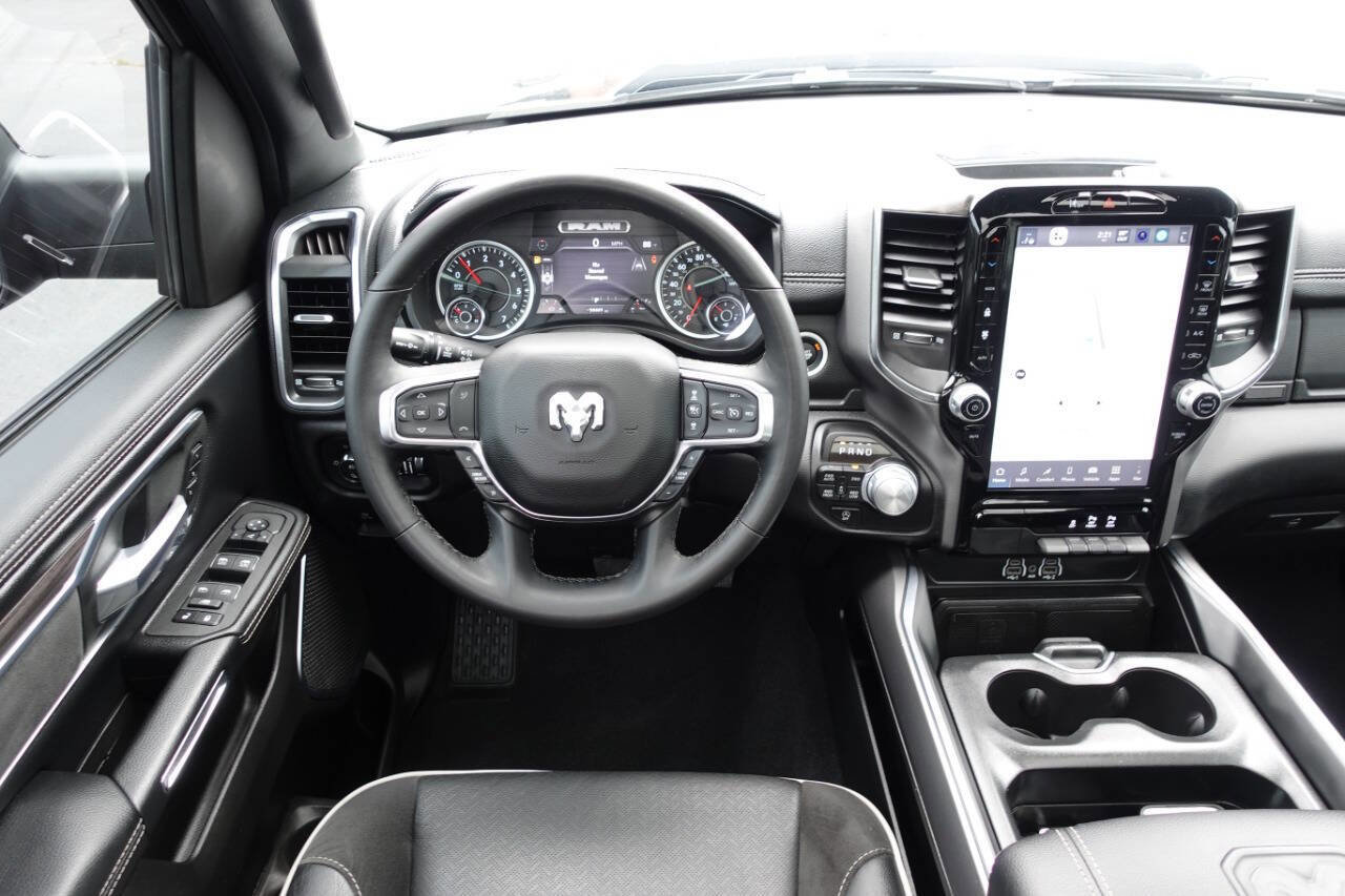 Used 2025 RAM 1500 Laramie w/ Sport Appearance Package AWD/4WD image 46