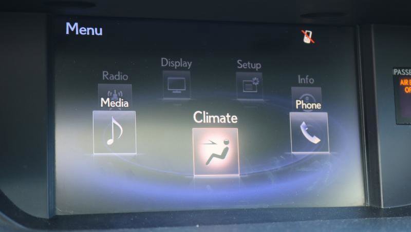 Used 2015 Lexus ES 350 4dr Sdn image 16