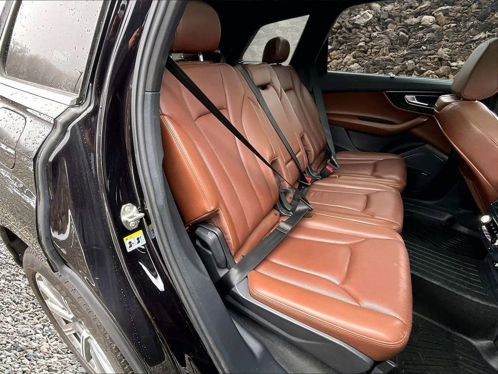 Used 2018 Audi Q7 3.0T Prestige w/ Prestige Package image 24