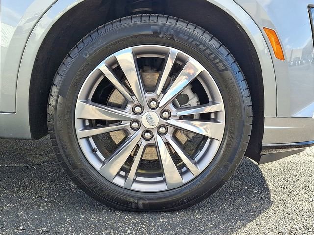 Certified 2025 Cadillac XT6 Premium Luxury image 10