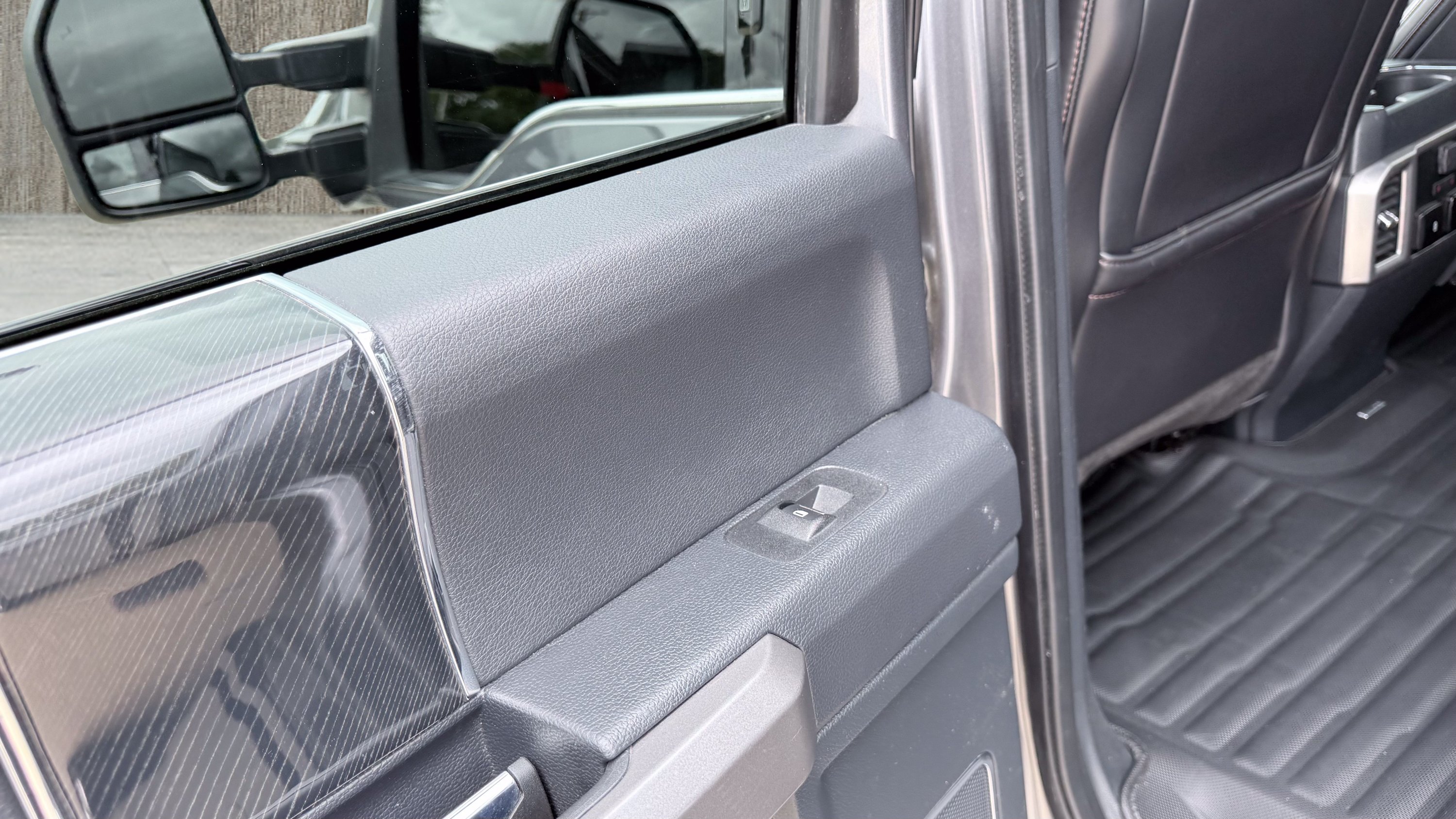 Used 2022 Ford F250 Platinum AWD/4WD image 26
