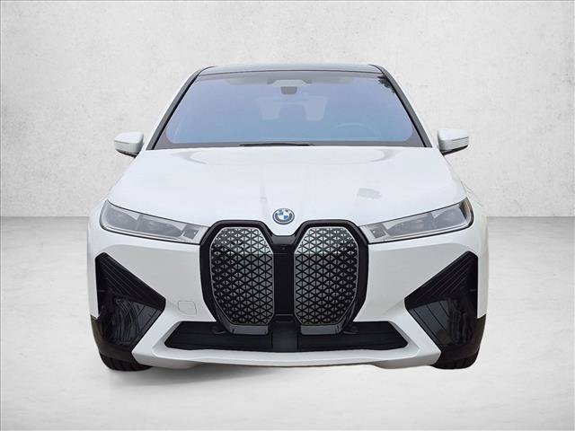 Used 2023 BMW iX xDrive50 w/ Premium Package AWD/4WD video 2