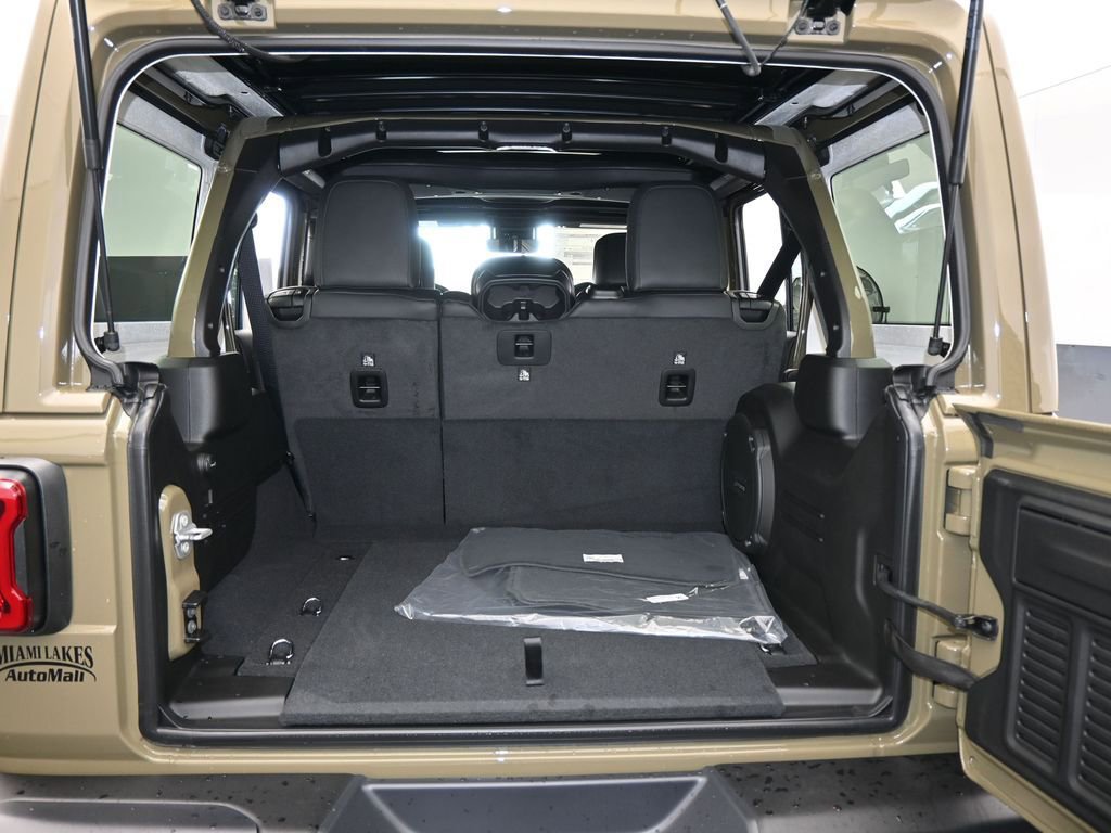 New 2026 Jeep Wrangler Unlimited Rubicon 392 image 37