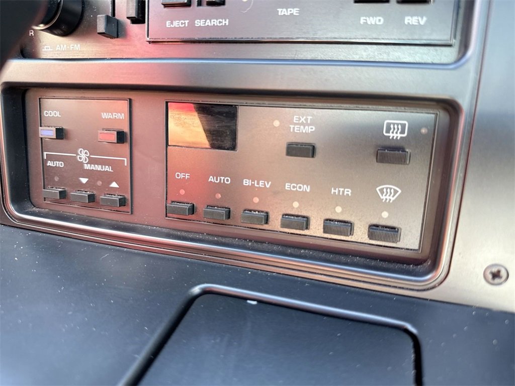 Used 1988 Chevrolet Corvette Coupe image 34