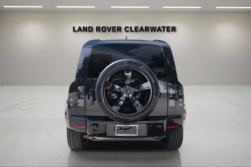 New 2026 Land Rover Defender 110 X-Dynamic SE AWD/4WD image 4