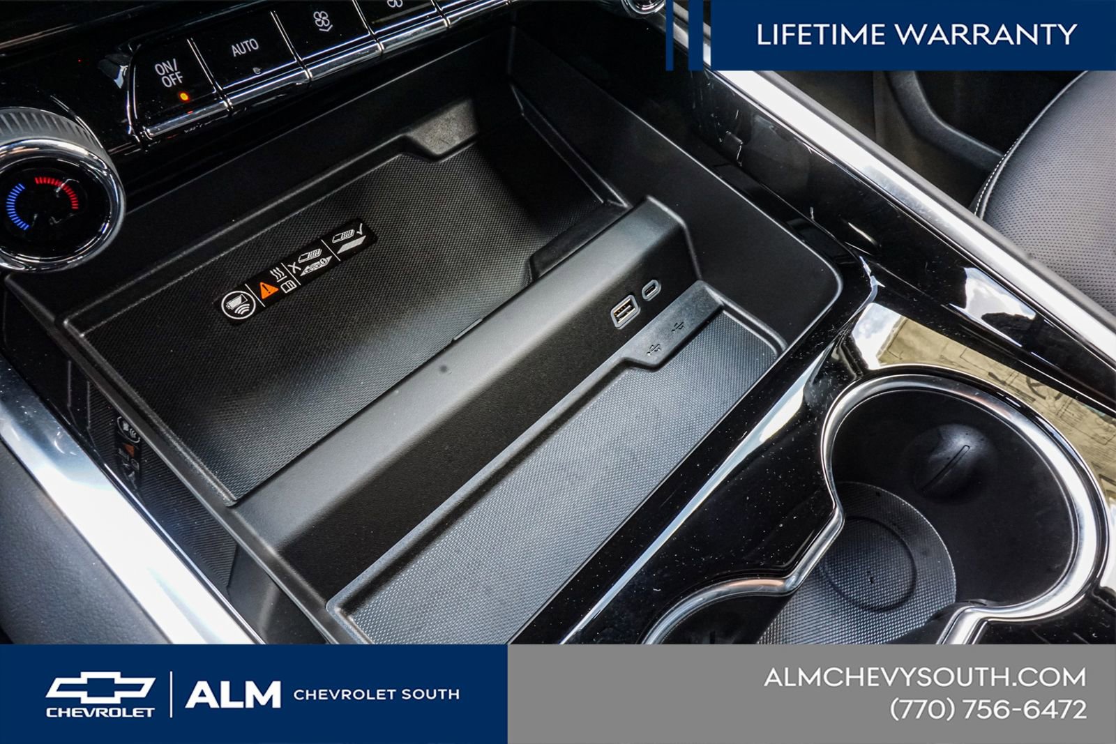 New 2025 Chevrolet Suburban Premier image 46