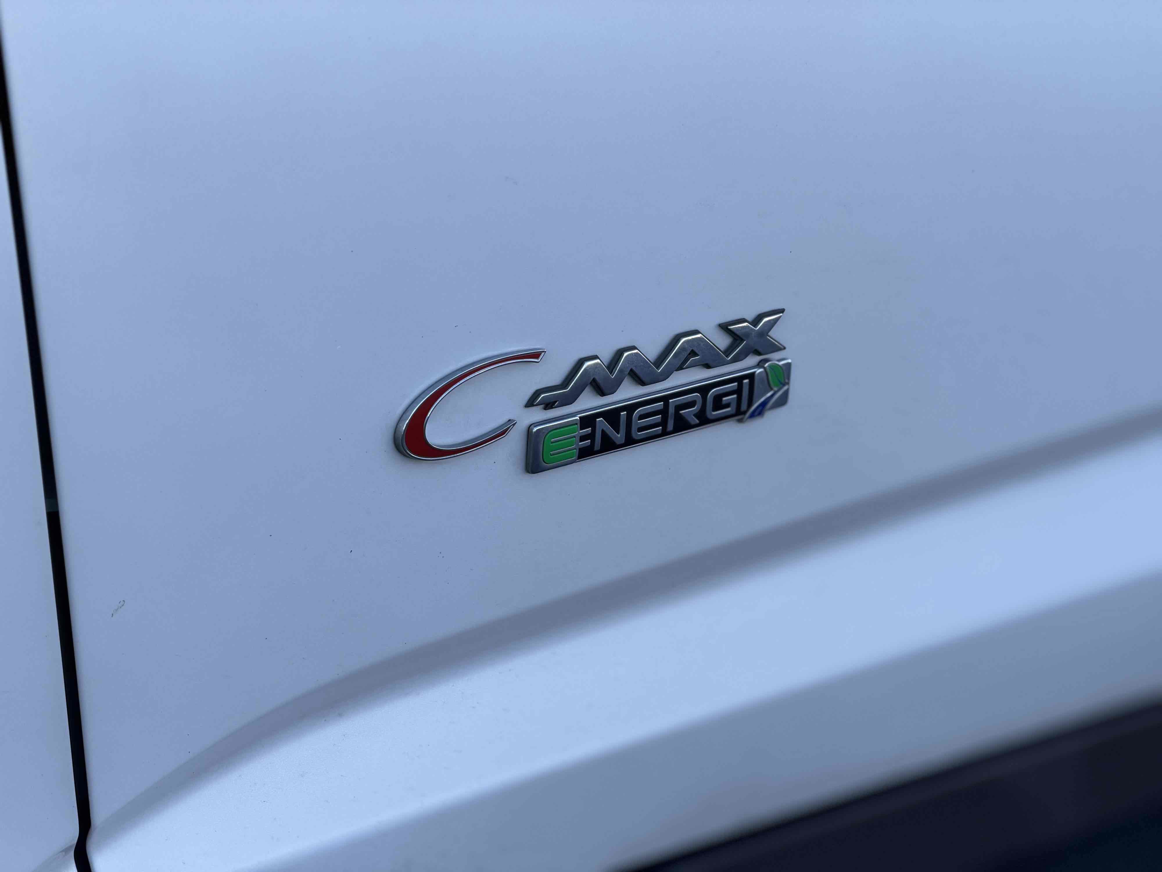 Used 2016 Ford C-MAX Energi SEL w/ Equipment Group 302A image 19