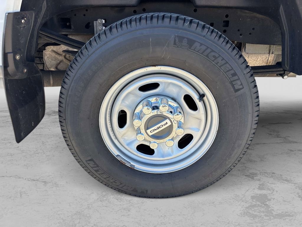 Used 2023 Ford F250 XL w/ Snow Plow Prep Package AWD/4WD image 29