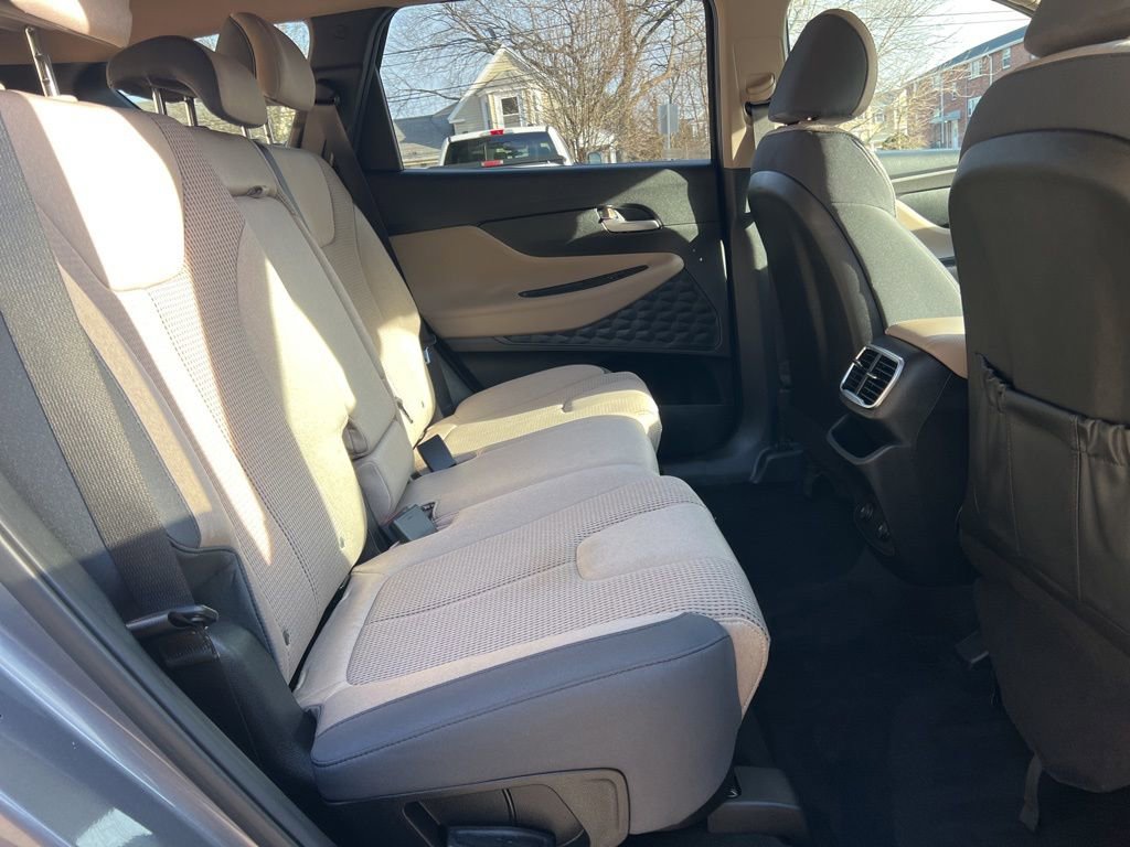 Used 2020 Hyundai Santa Fe SEL w/ Cargo Package FWD image 24