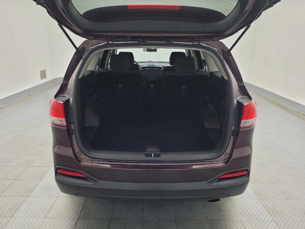 Used 2016 Kia Sorento LX image 29