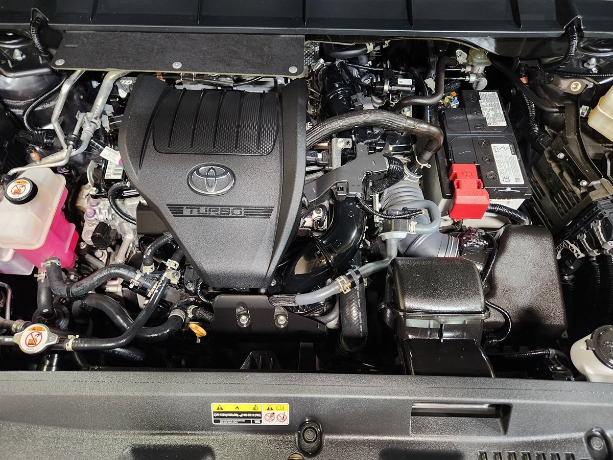 Used 2023 Toyota Highlander Platinum FWD image 53