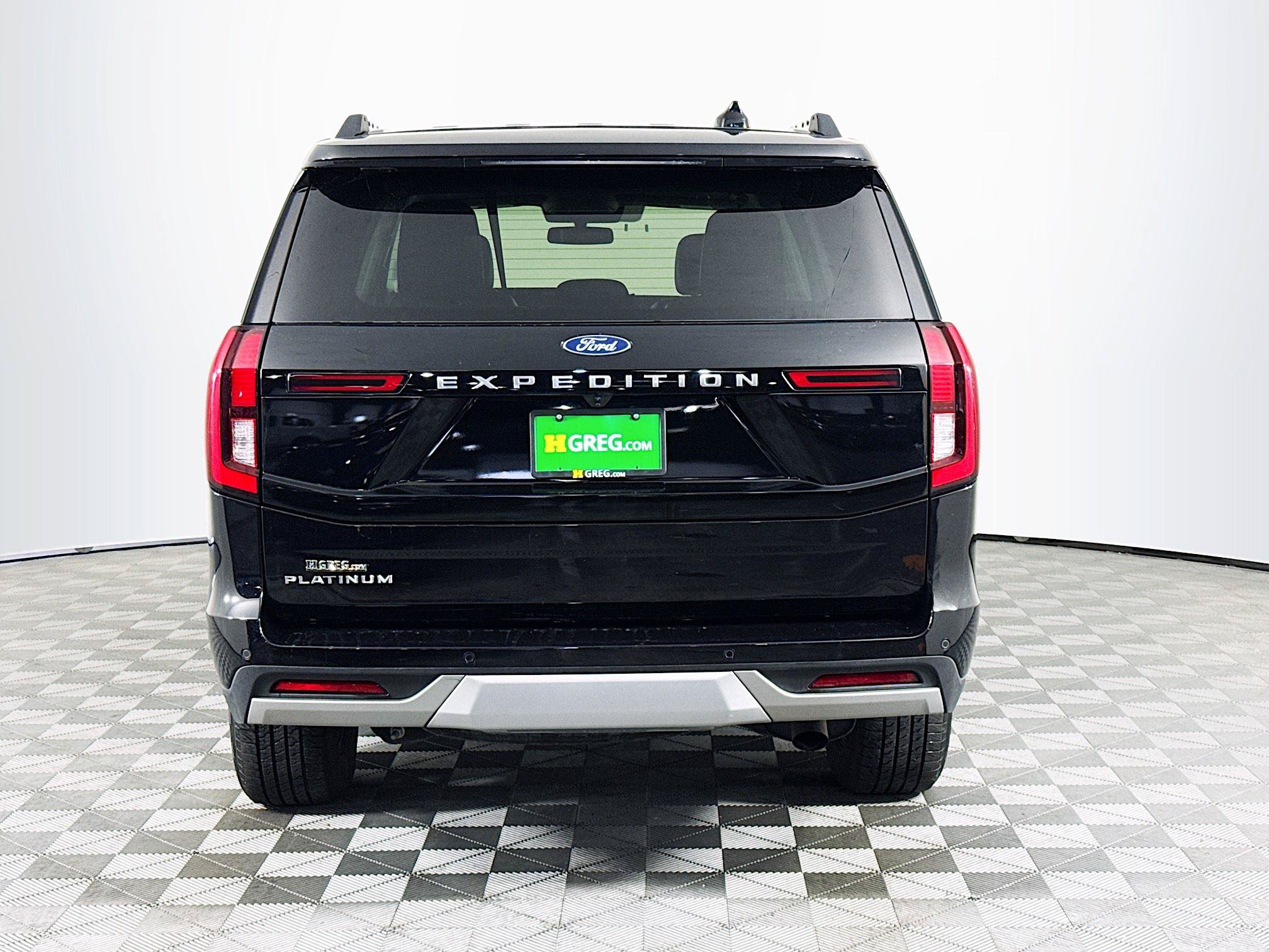 Used 2025 Ford Expedition Platinum AWD/4WD image 7