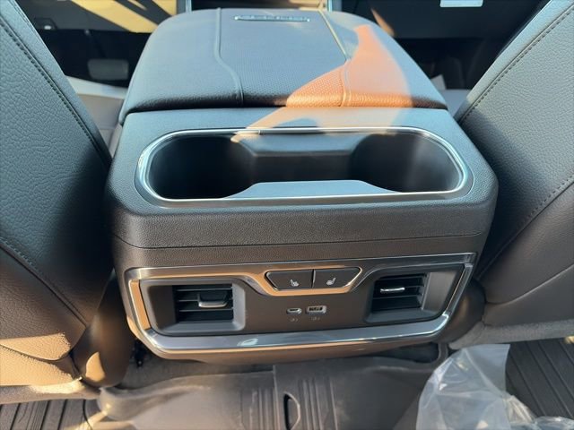 New 2026 GMC Sierra 2500 Denali w/ Denali Reserve Package image 13