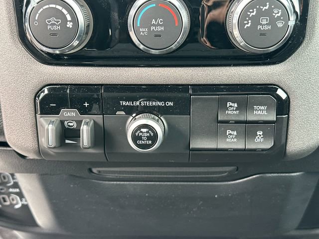 New 2026 RAM 1500 Express image 18