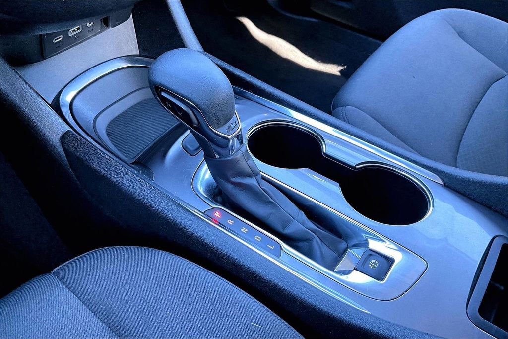 Used 2023 Chevrolet Malibu LT image 28