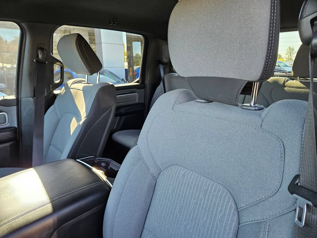 Used 2022 RAM 1500 Big Horn AWD/4WD image 17