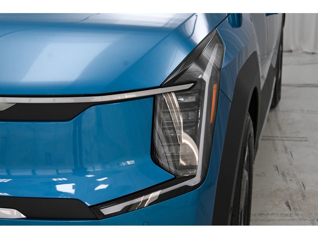 New 2026 Kia EV9 Wind image 9