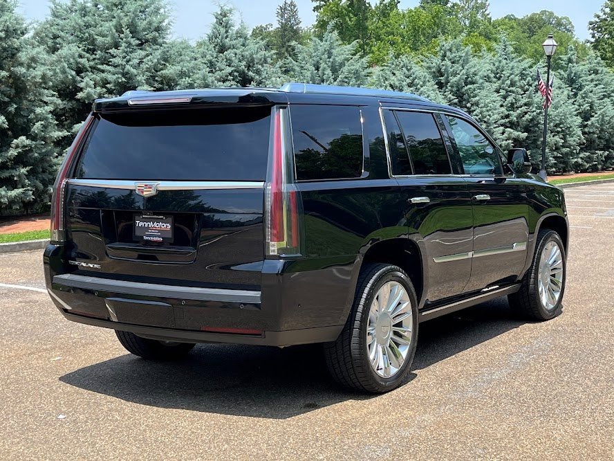 Used 2019 Cadillac Escalade Platinum image 21