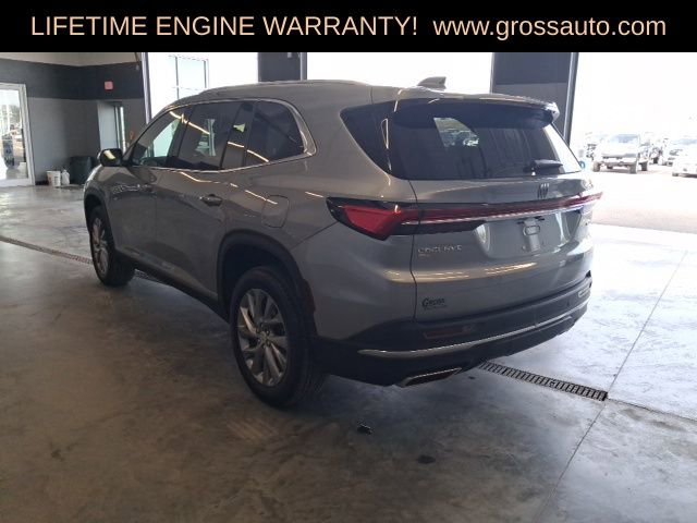 Used 2025 Buick Enclave Preferred image 6